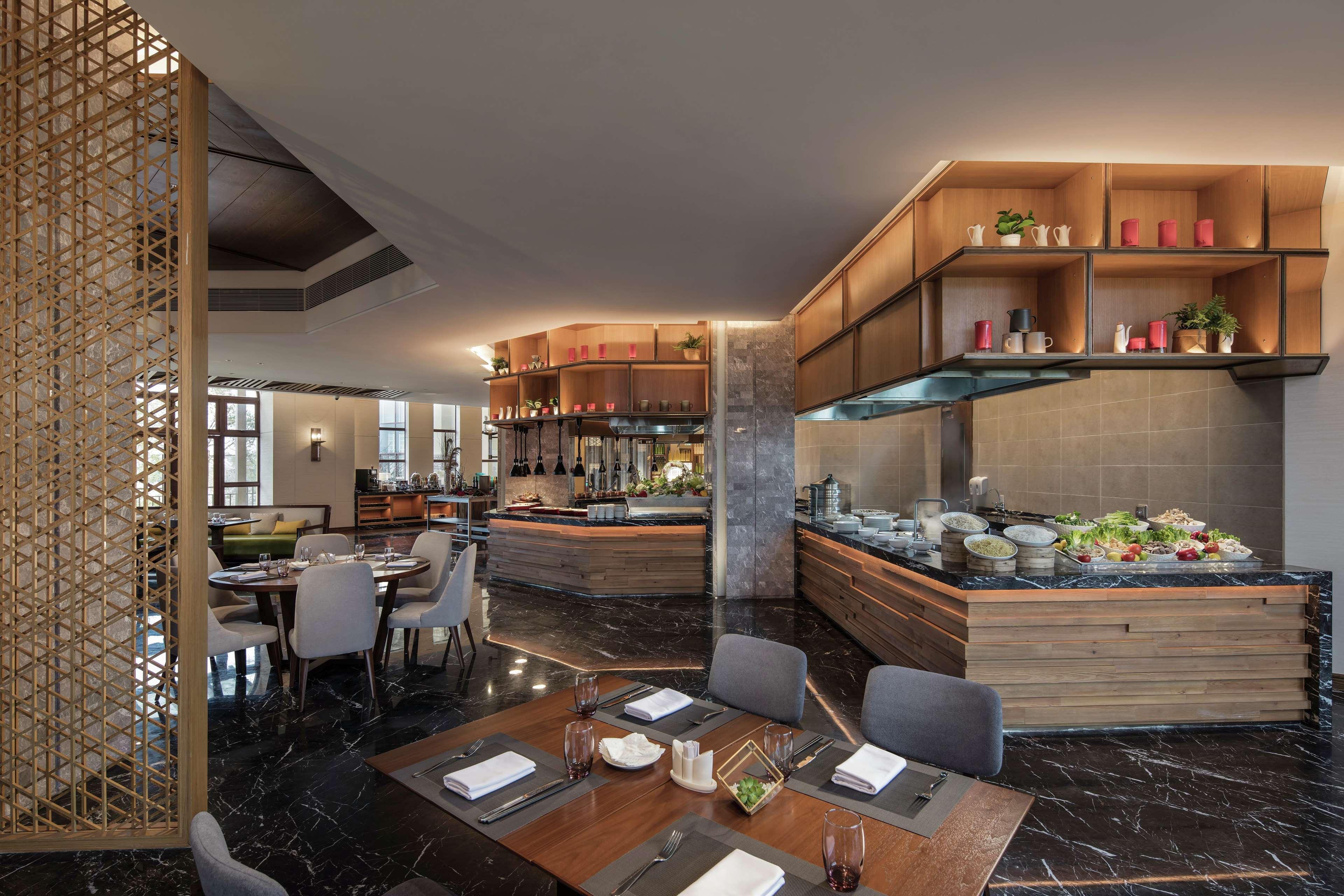 Doubletree By Hilton Huidong Resort Хойчжоу Экстерьер фото