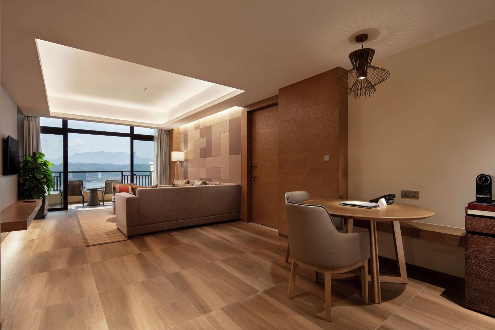 Doubletree By Hilton Huidong Resort Хойчжоу Экстерьер фото